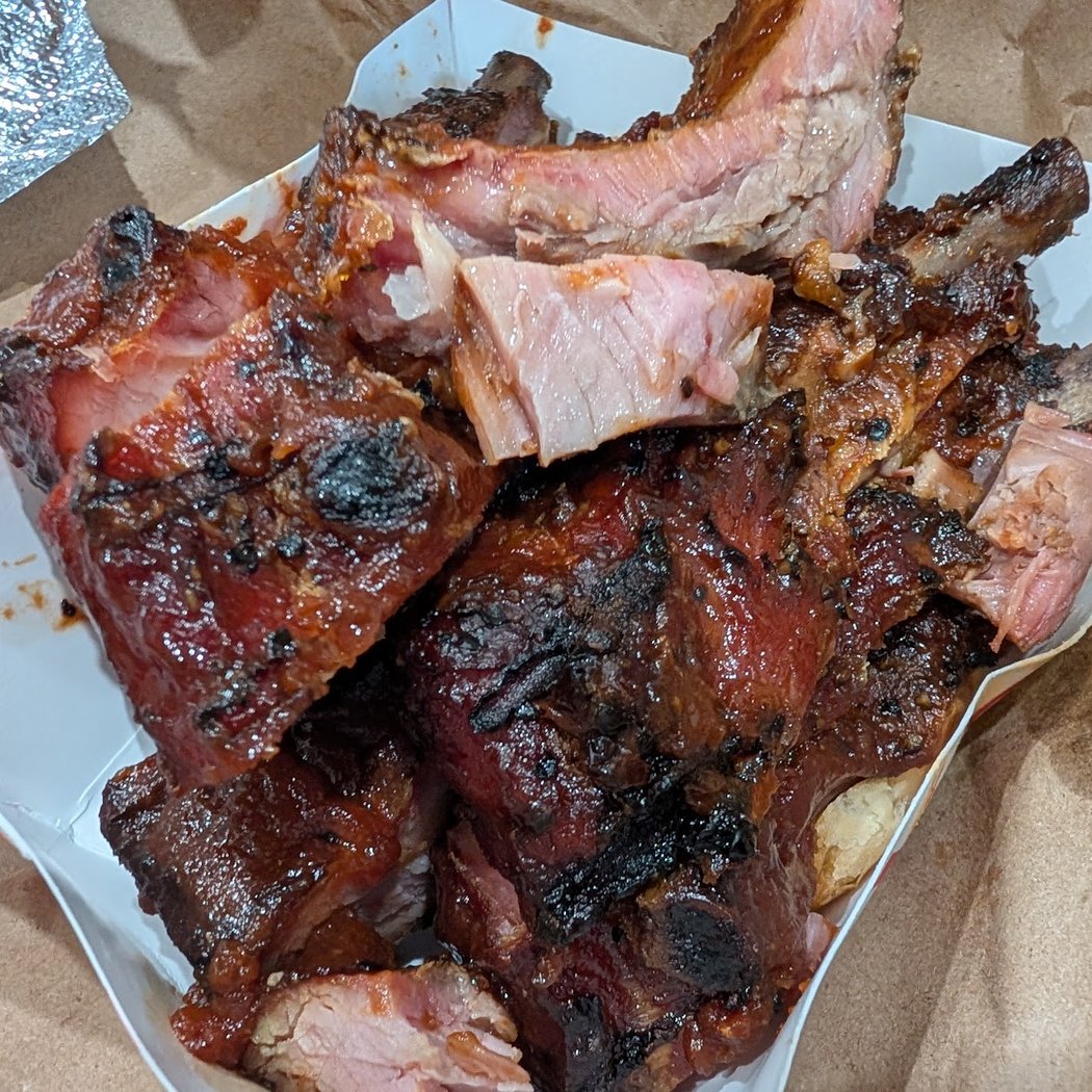 Willard's BBQ 1